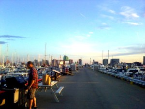 massachusetts boston USA unitedstates unitedstatesofamerica eastboston harbor shipyard marina sunset beautiful sol sun sunny bbc barbacue asado