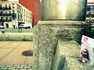 freeartfriday freeart thestreetisourgallery FAF project proyecto little sculptures women heads cabeza mujeres city ciudad freeart chelsea newyork newyorkcity USA