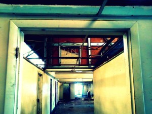 galpon eastboston decay harbor shipyard marina puerto USA unitedstates