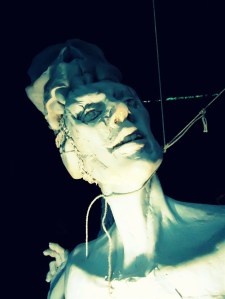 priming imprimacion lifesize woman sculpture escultura mujer tamañonatural resin resinpolyester resinapolyester skull craneo calavera