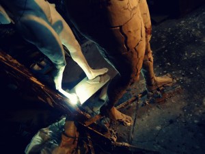 decay clay arcilla priming imprimacion lifesize woman sculpture escultura mujer tamañonatural resin resinpolyester resinapolyester skull craneo calavera twins mellizas