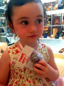 freeartfriday freeart thestreetisourgallery FAF project proyecto little sculptures women heads cabeza mujeres city ciudad freeart foundart