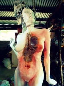 decay clay arcilla priming imprimacion lifesize woman sculpture escultura mujer tamañonatural resin resinpolyester resinapolyester skull craneo calavera